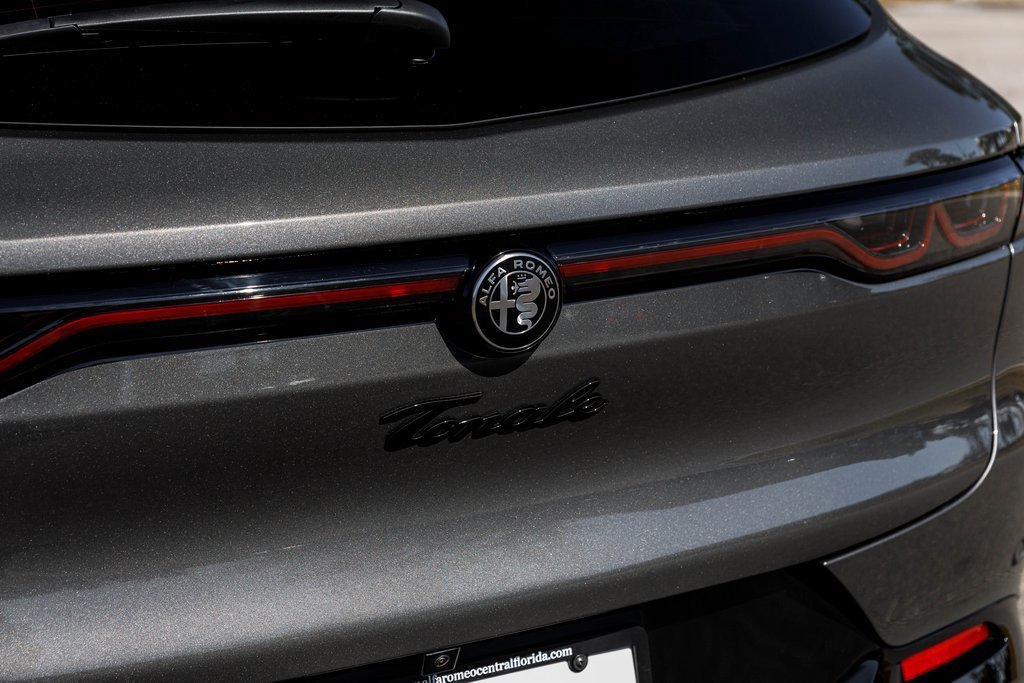 New 2026 Alfa Romeo Tonale w/ Active Assist Package AWD/4WD image 9