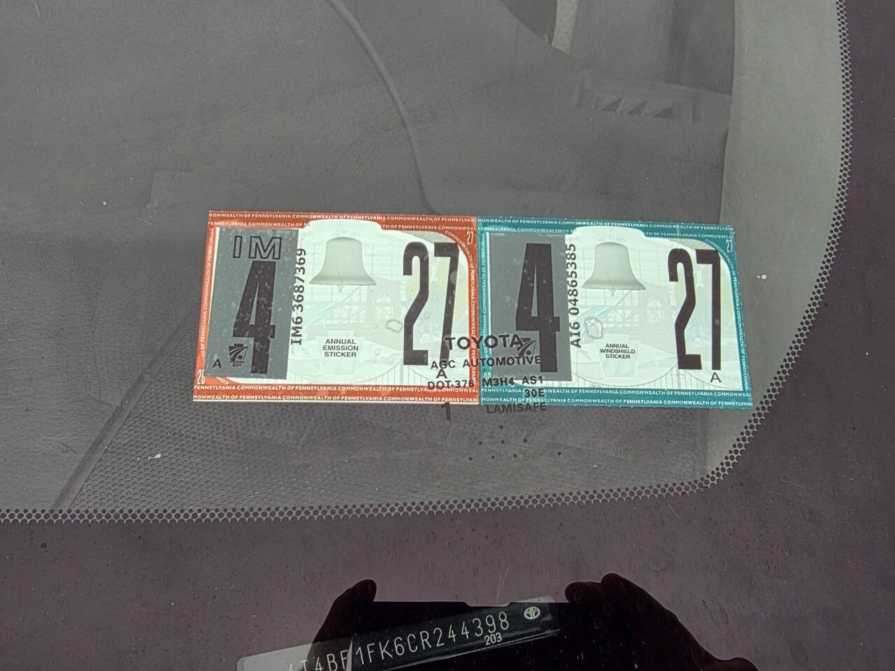 Used 2012 Toyota Camry LE FWD image 22