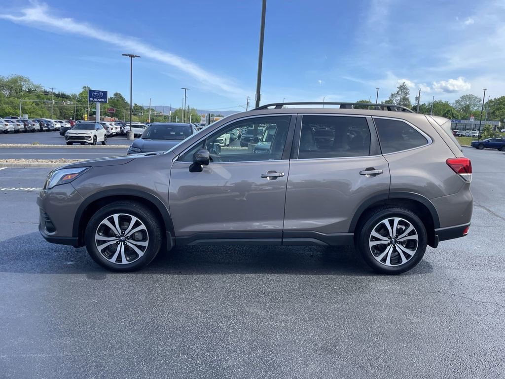 Certified 2022 Subaru Forester Limited w/ Popular Package #2 AWD/4WD image 3