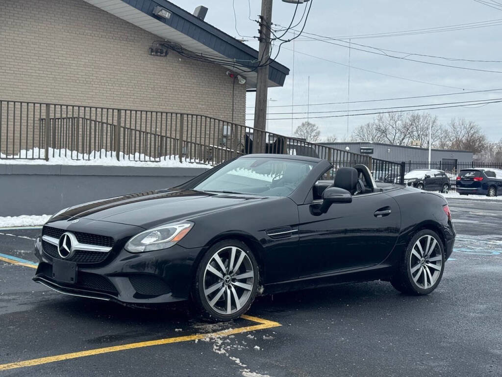 Used 2018 Mercedes-Benz SLC 300 image 3