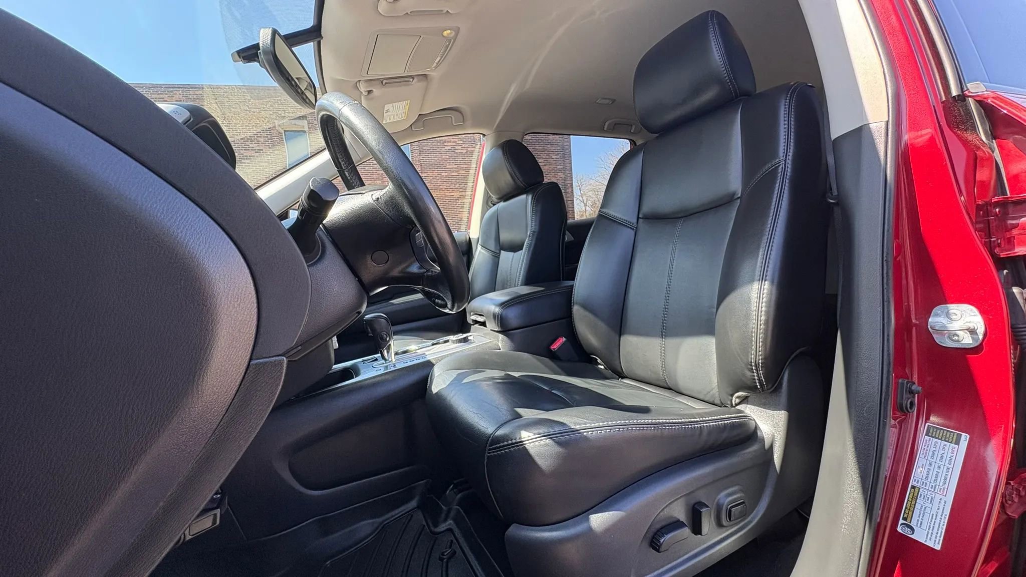 Used 2017 Nissan Pathfinder SL w/ Trailer Tow Package image 2