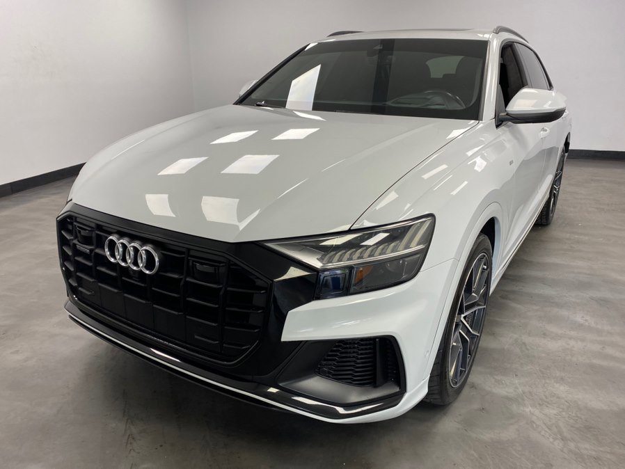 Used 2019 Audi Q8 Prestige AWD/4WD image 2