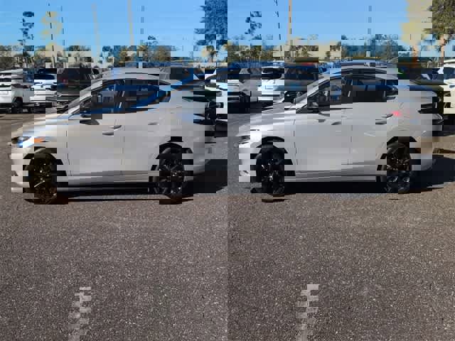 Used 2024 MAZDA MAZDA3 s image 5