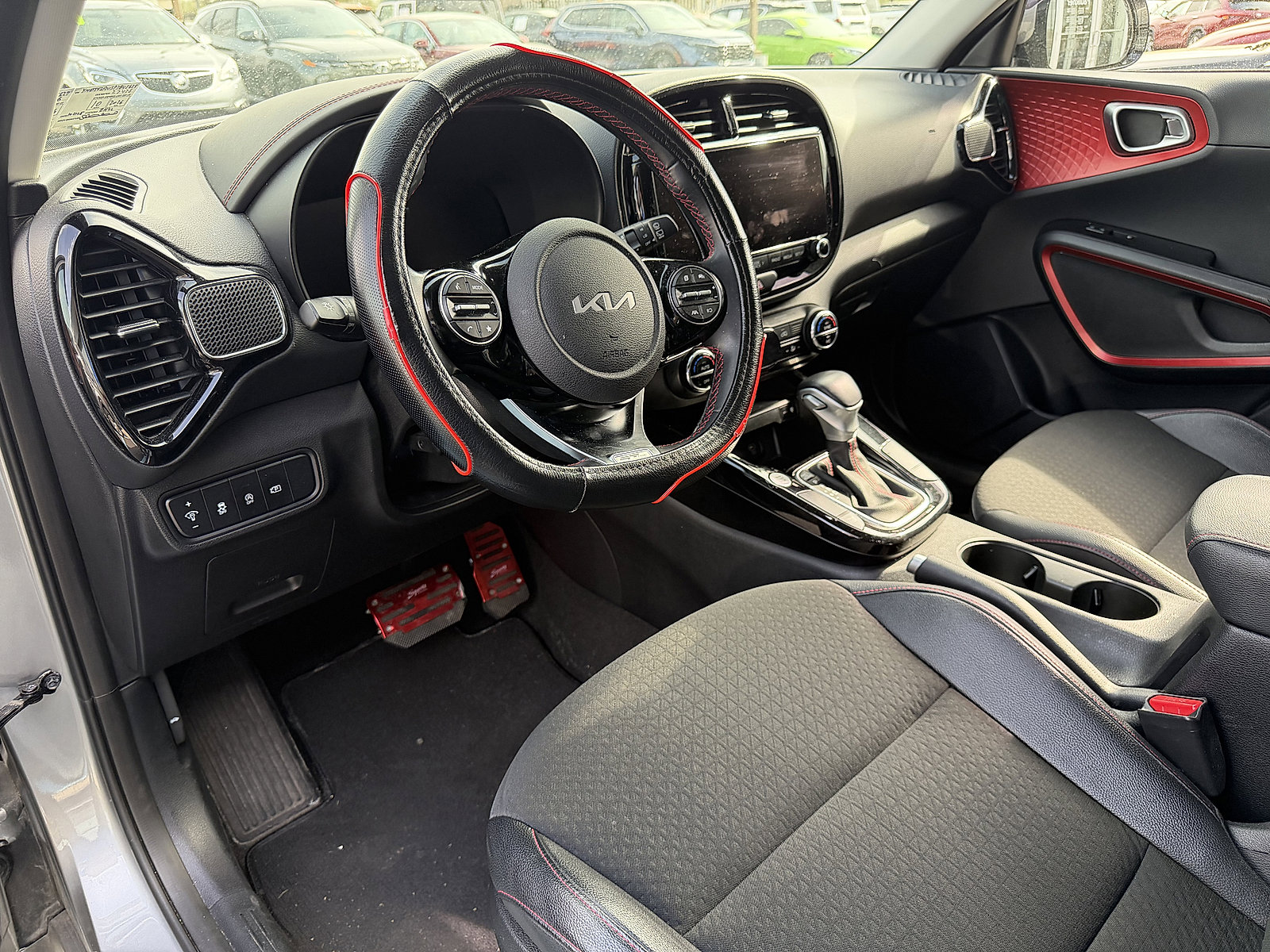 Used 2023 Kia Soul GT-Line image 9