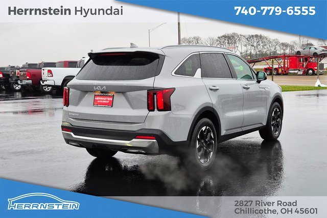 Used 2024 Kia Sorento S w/ Panoramic Sunroof Package image 33