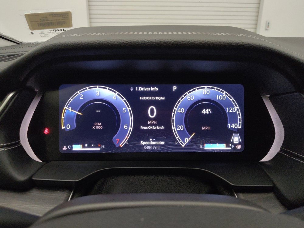 Used 2023 Jeep Grand Cherokee L Limited image 23