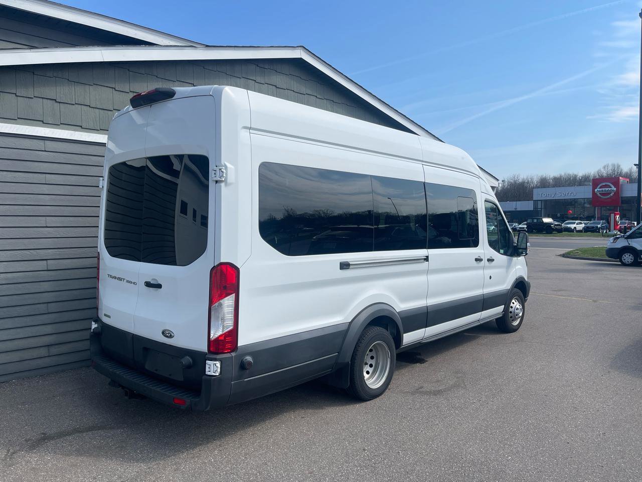 Used 2018 Ford Transit 350 XL RWD image 27