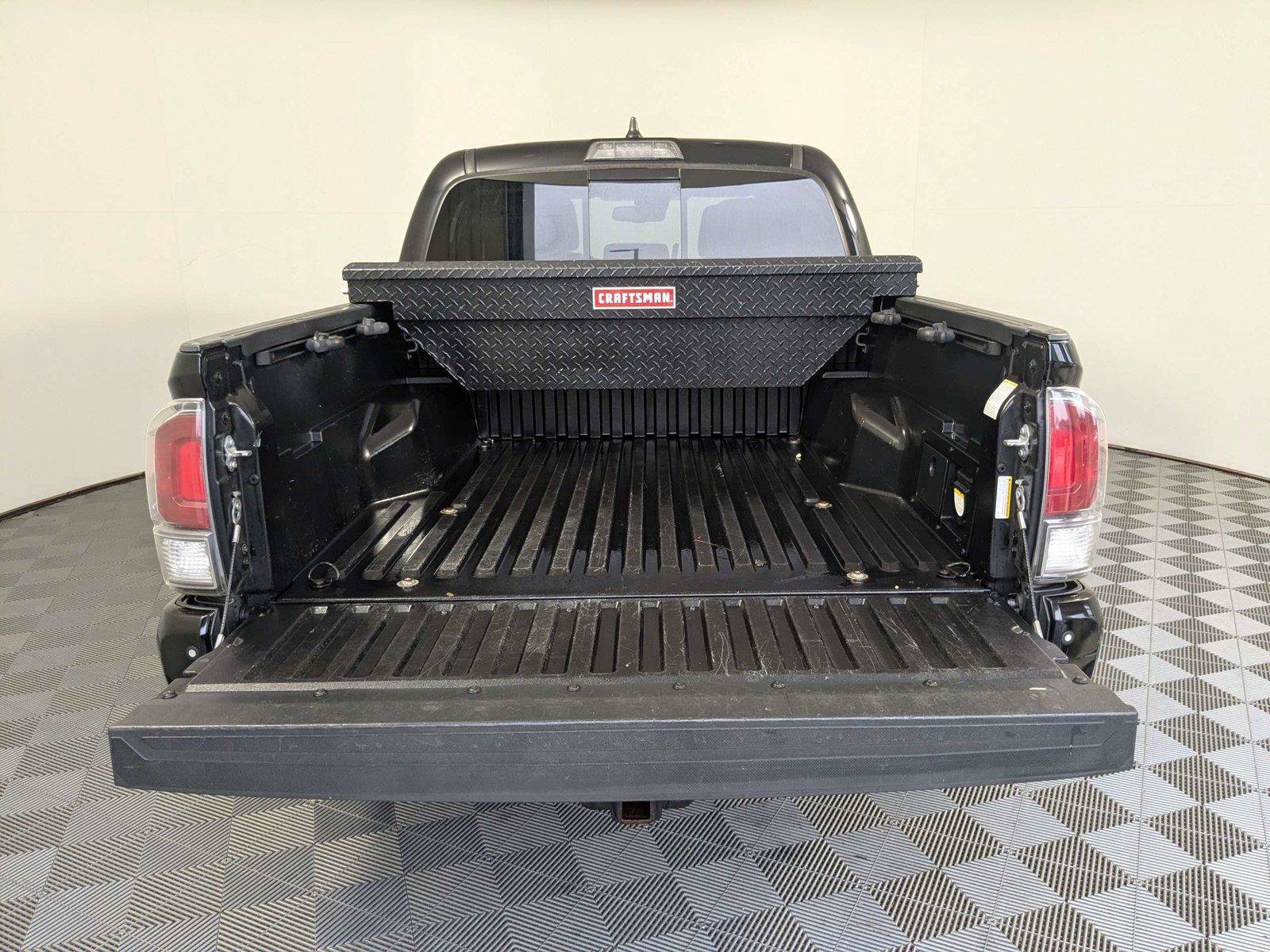 Used 2021 Toyota Tacoma TRD Off-Road w/ Technology Package AWD/4WD image 7