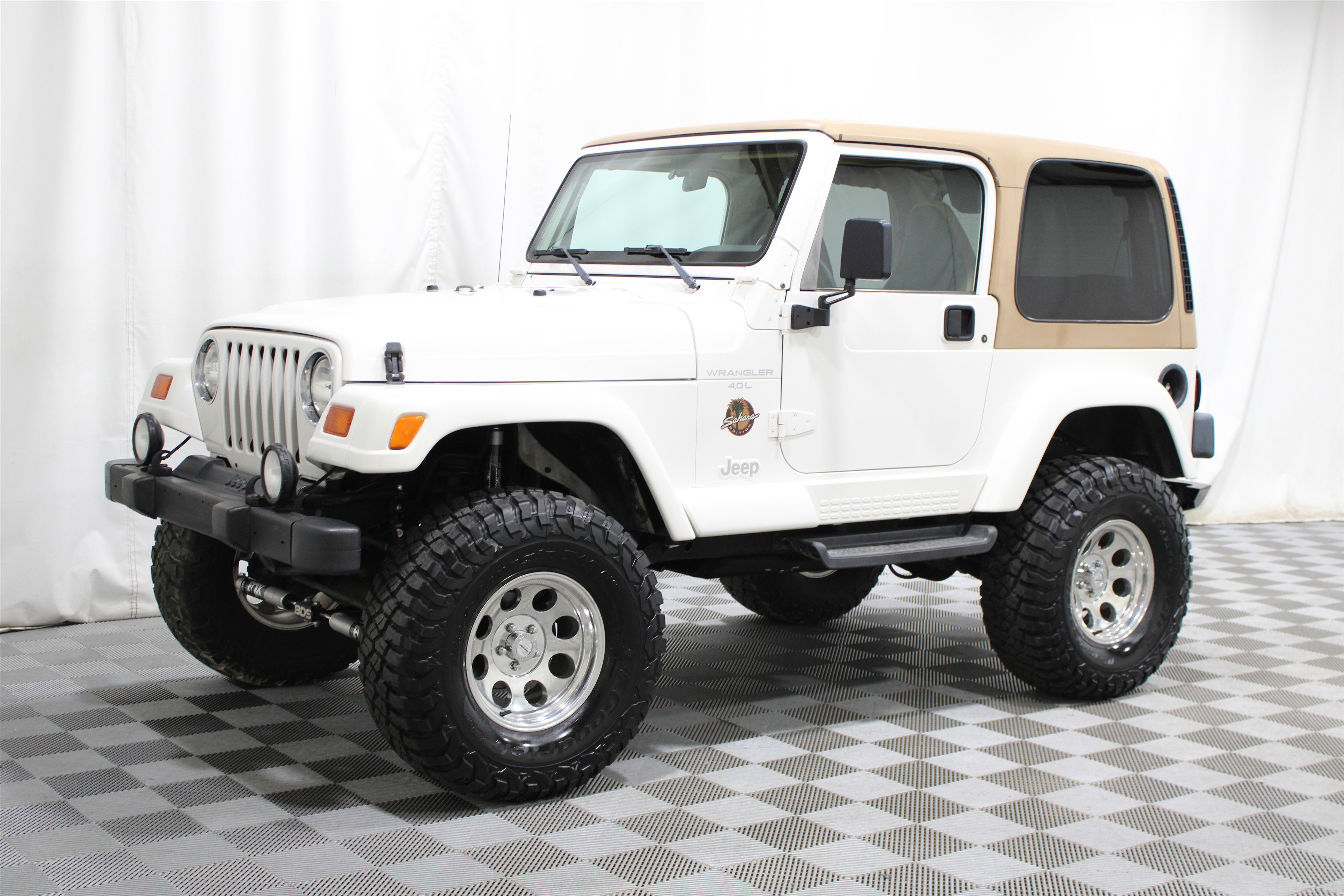 Used 1998 Jeep Wrangler Sahara AWD/4WD image 24