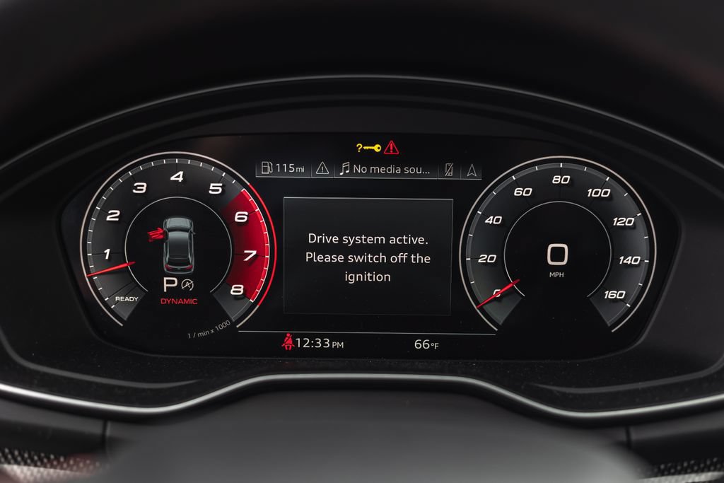 Used 2022 Audi SQ5 Prestige AWD/4WD image 8