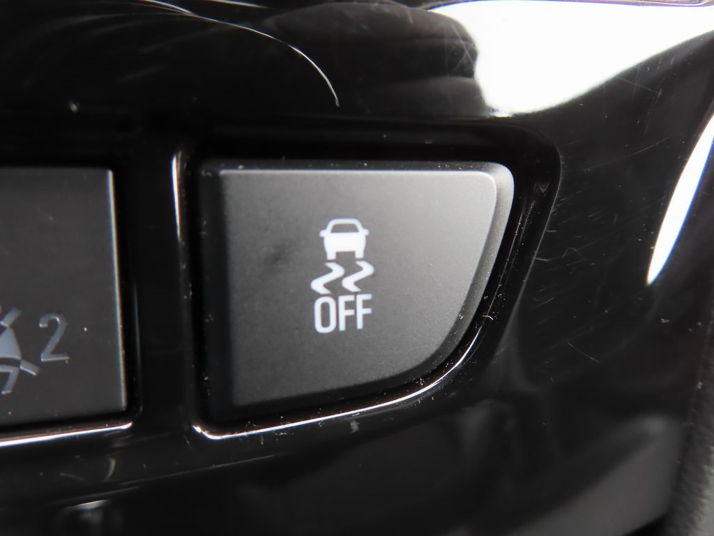 Used 2022 Buick Encore Preferred image 10