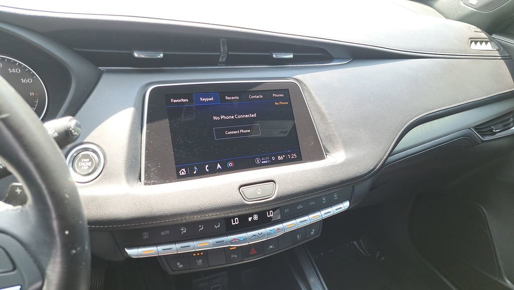 Used 2023 Cadillac XT4 Premium Luxury image 17