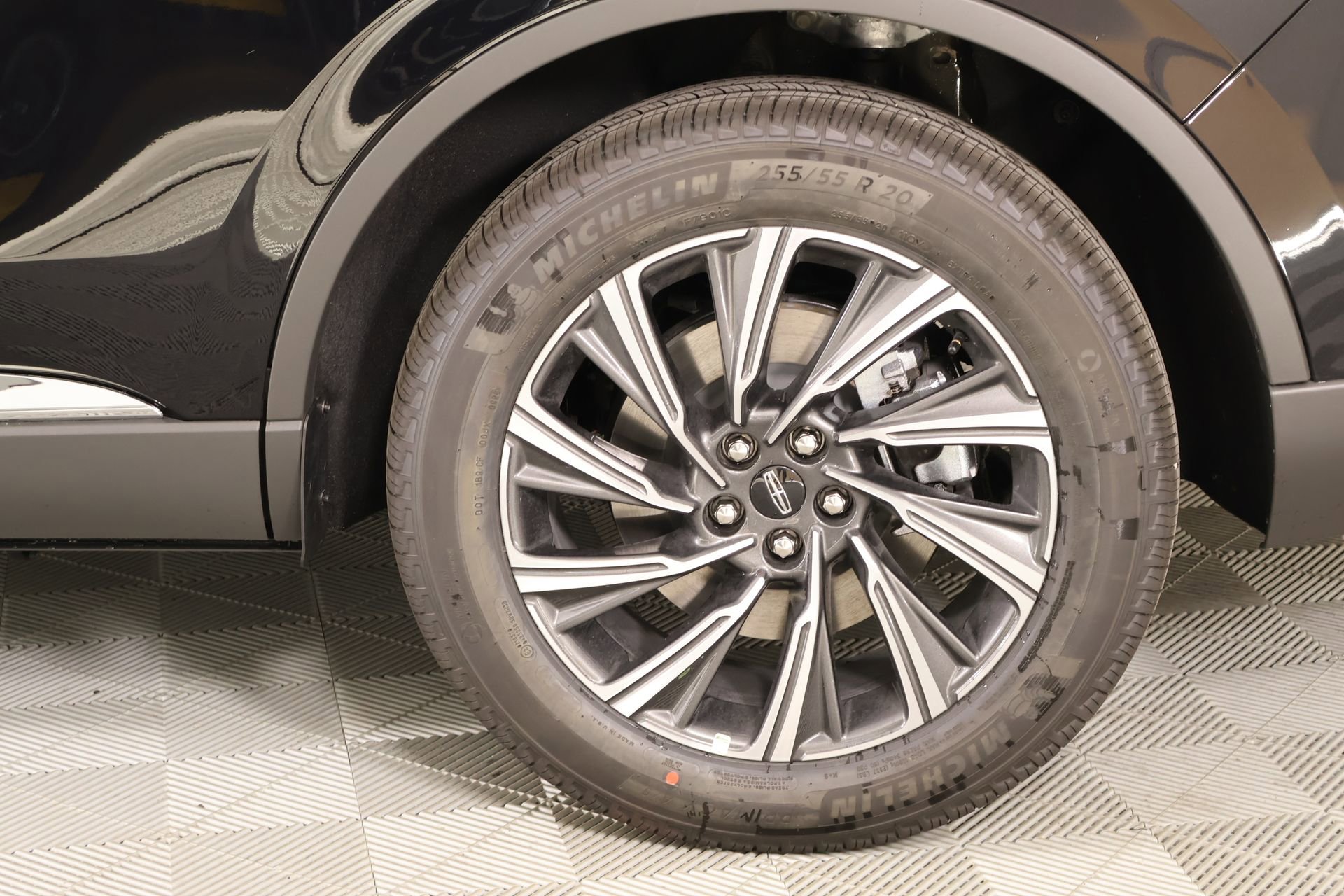 New 2026 Lincoln Aviator AWD image 20