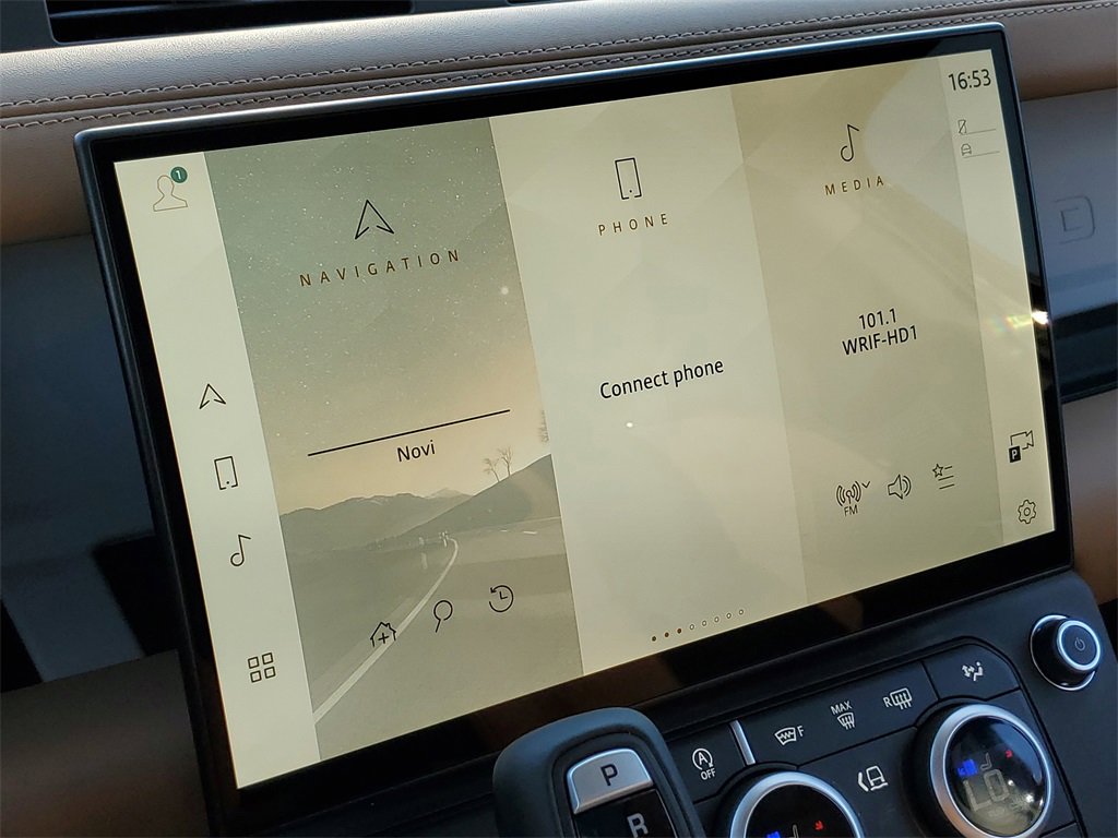 New 2026 Land Rover Defender 110 S image 21