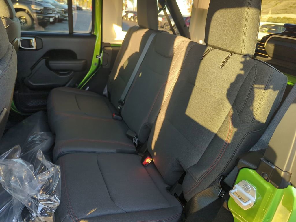 New 2026 Jeep Wrangler Unlimited Rubicon w/ Safety Group image 21
