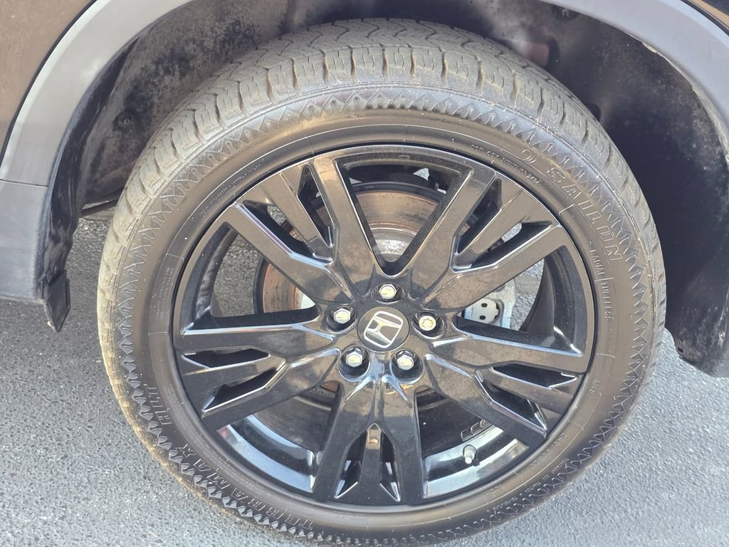 Used 2020 Honda Pilot Black Edition image 15