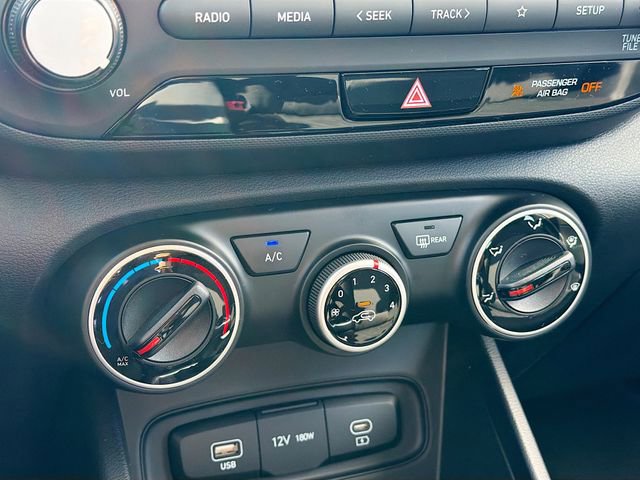 New 2026 Hyundai Venue SE FWD image 15
