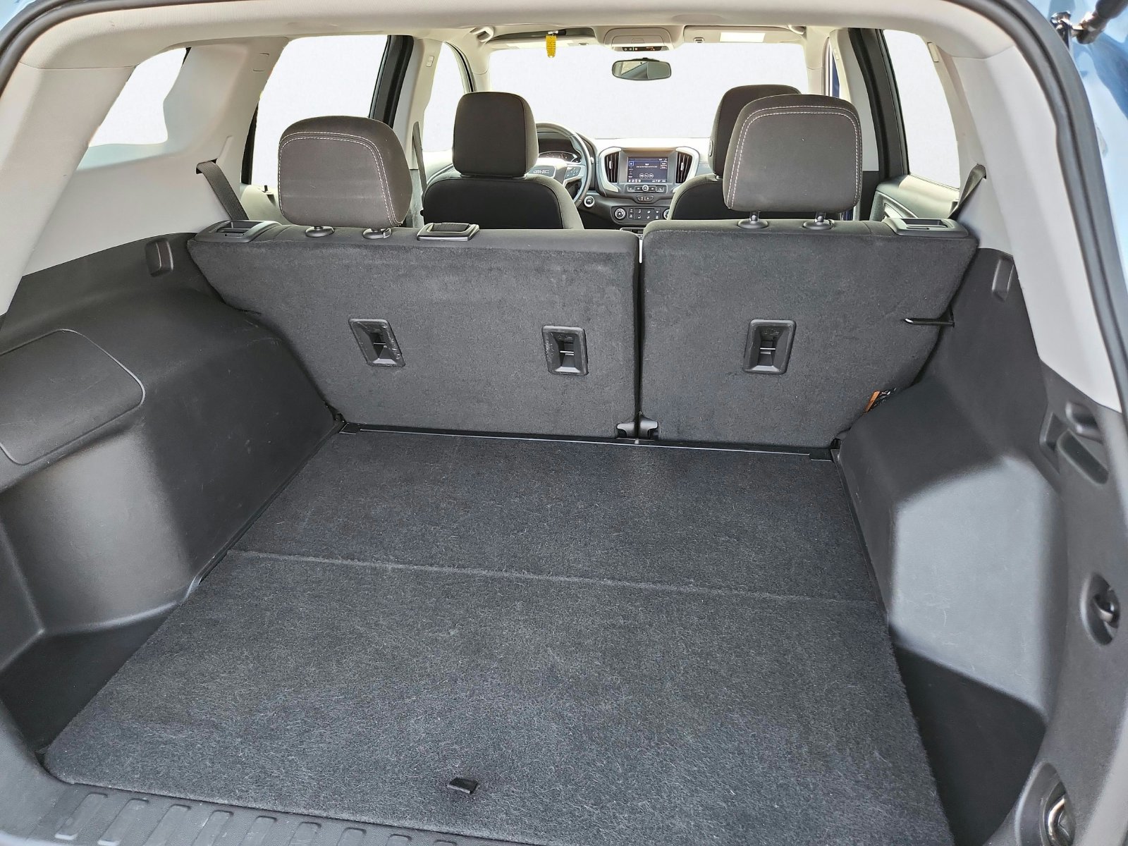 Used 2024 GMC Terrain SLE AWD/4WD image 28