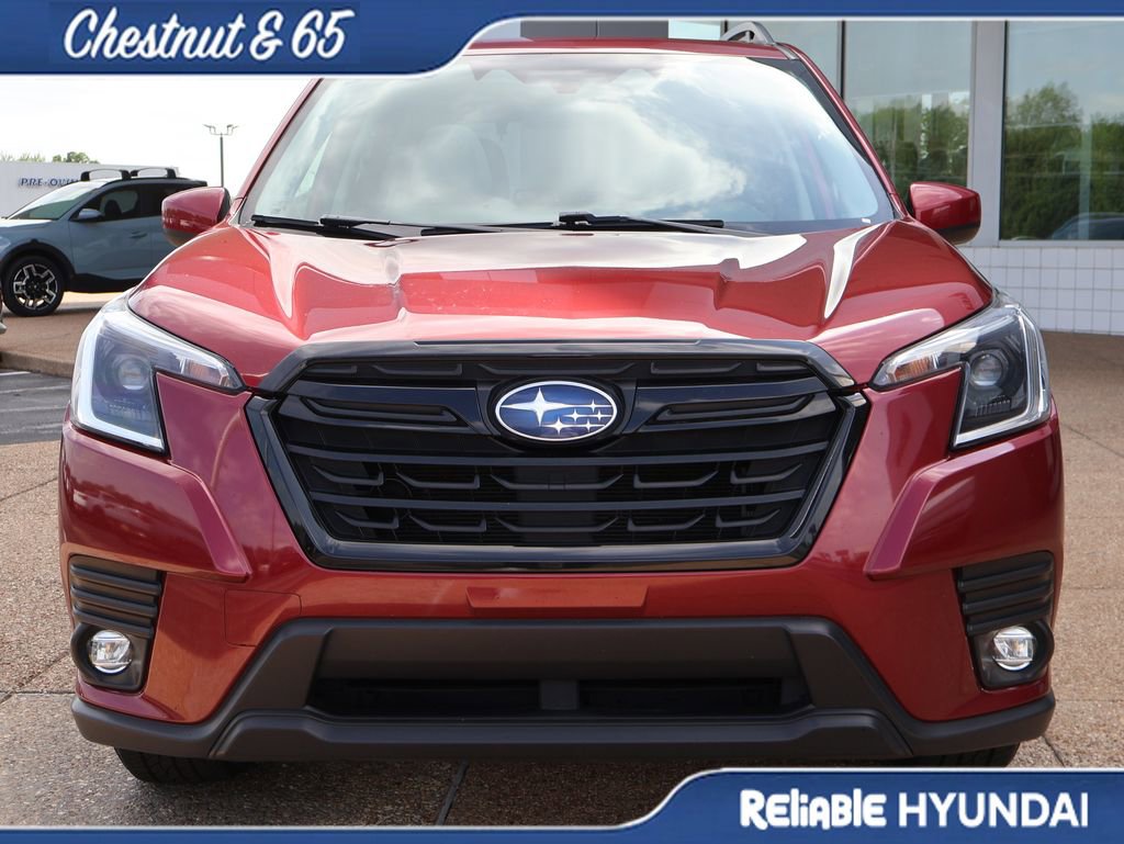 Used 2024 Subaru Forester Premium AWD/4WD image 8