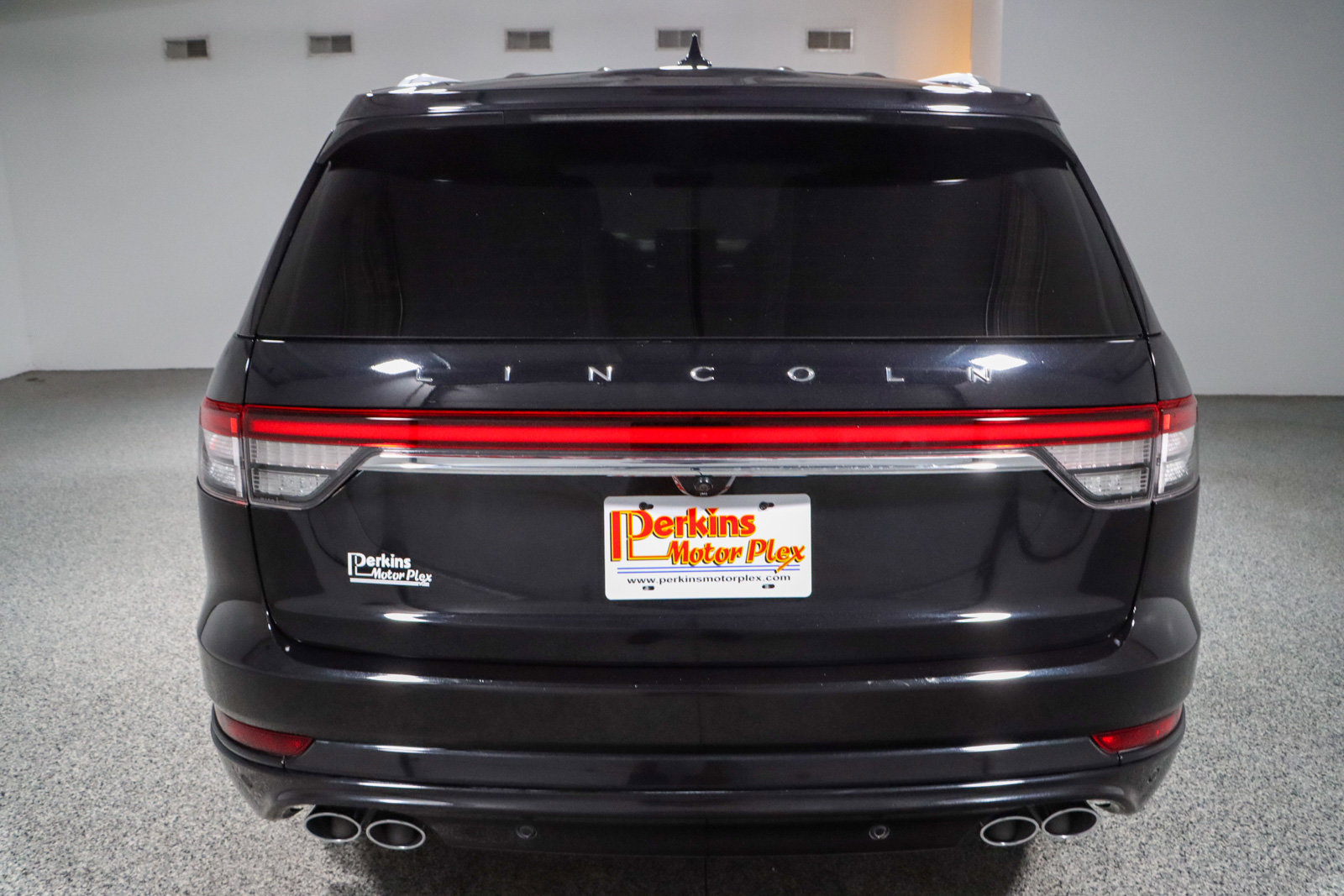 Used 2022 Lincoln Aviator Reserve w/ Equipment Group 201A RWD image 8