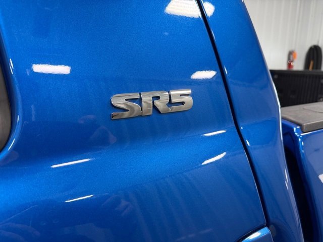 Used 2018 Toyota Tundra SR5 w/ TRD Off Road Package image 26