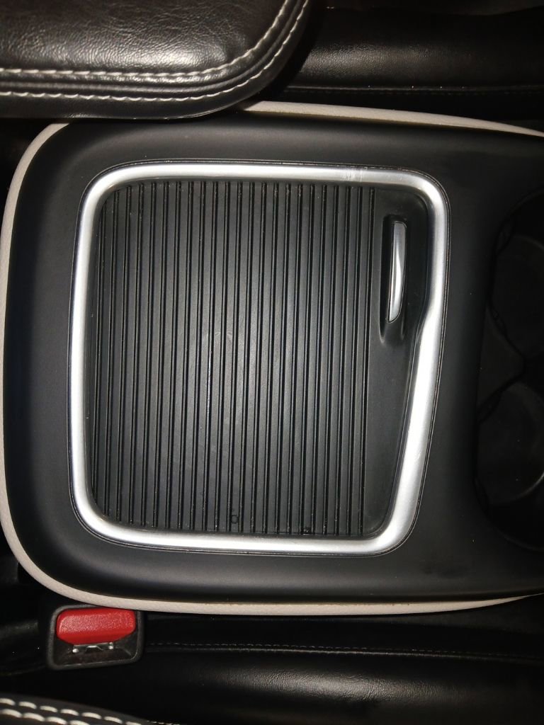 Used 2024 Chrysler Pacifica Touring-L FWD image 25