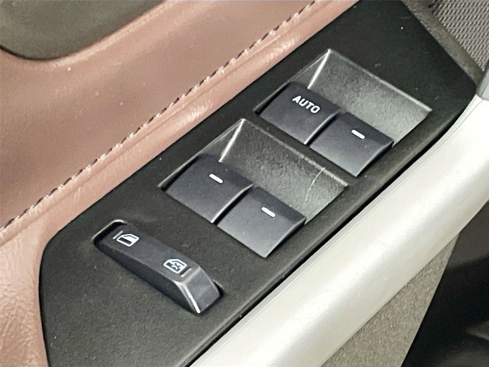 Used 2013 Ford Edge Limited image 20