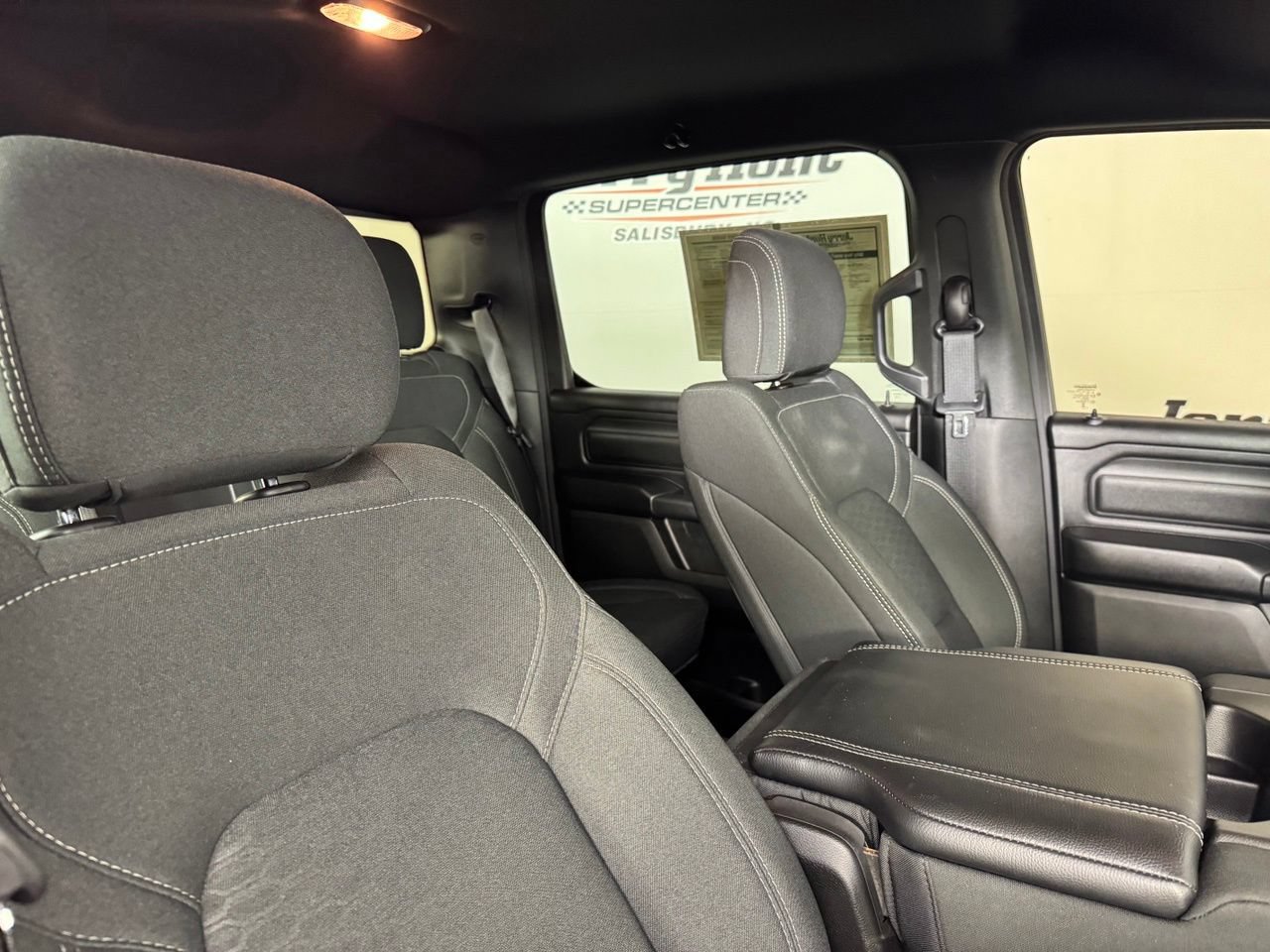 Used 2025 RAM 1500 Tradesman w/ Night Edition AWD/4WD image 35