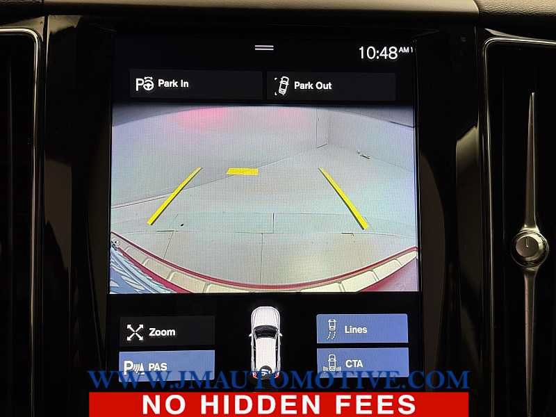 Used 2019 Volvo XC60 T5 Momentum w/ Multimedia Package AWD/4WD image 28