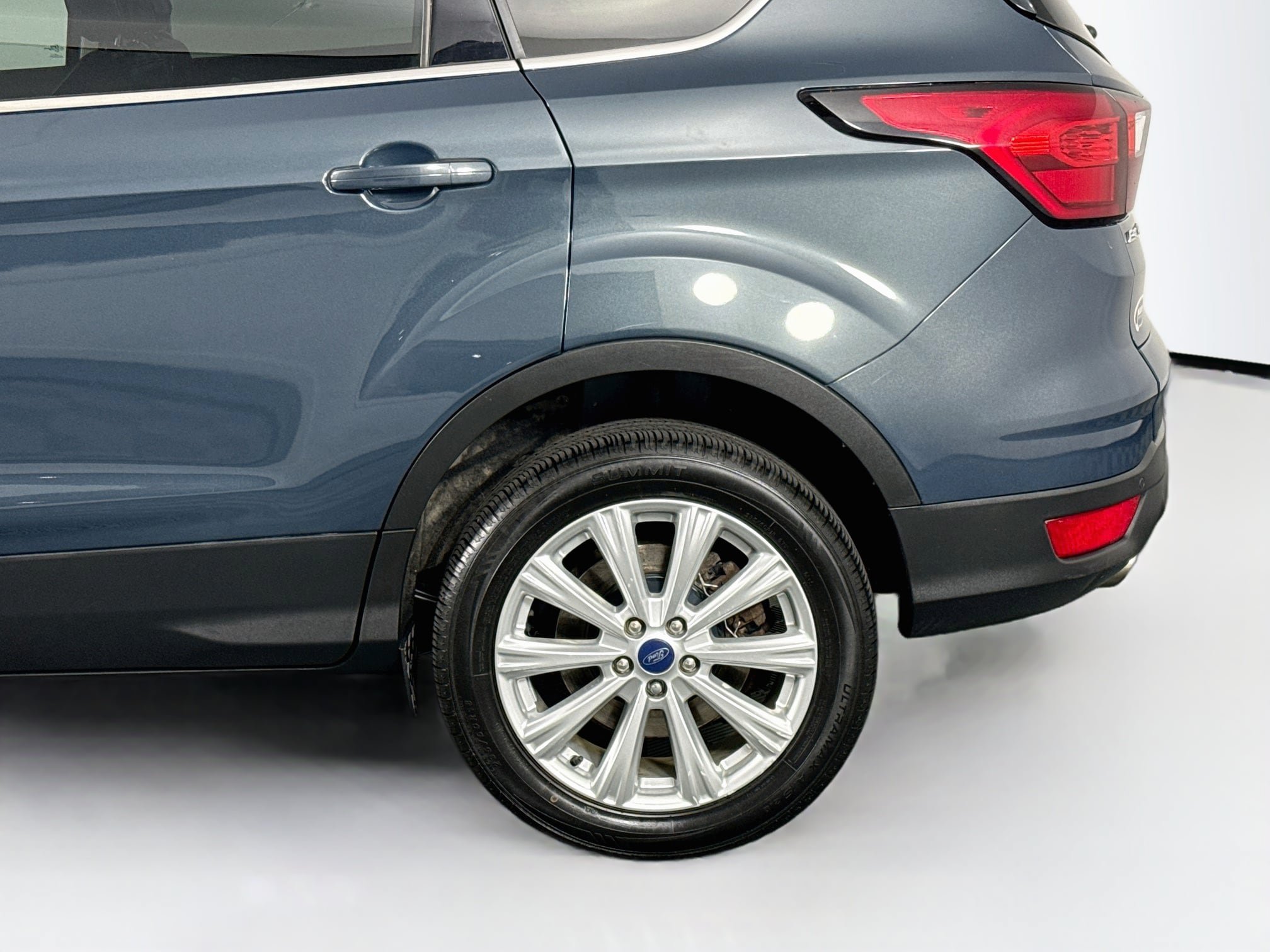 Used 2019 Ford Escape SEL AWD/4WD image 43