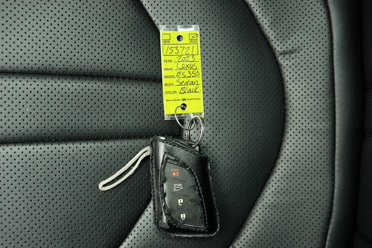 Used 2023 Lexus ES 350 F Sport w/ Accessory Package (Z2) FWD image 44