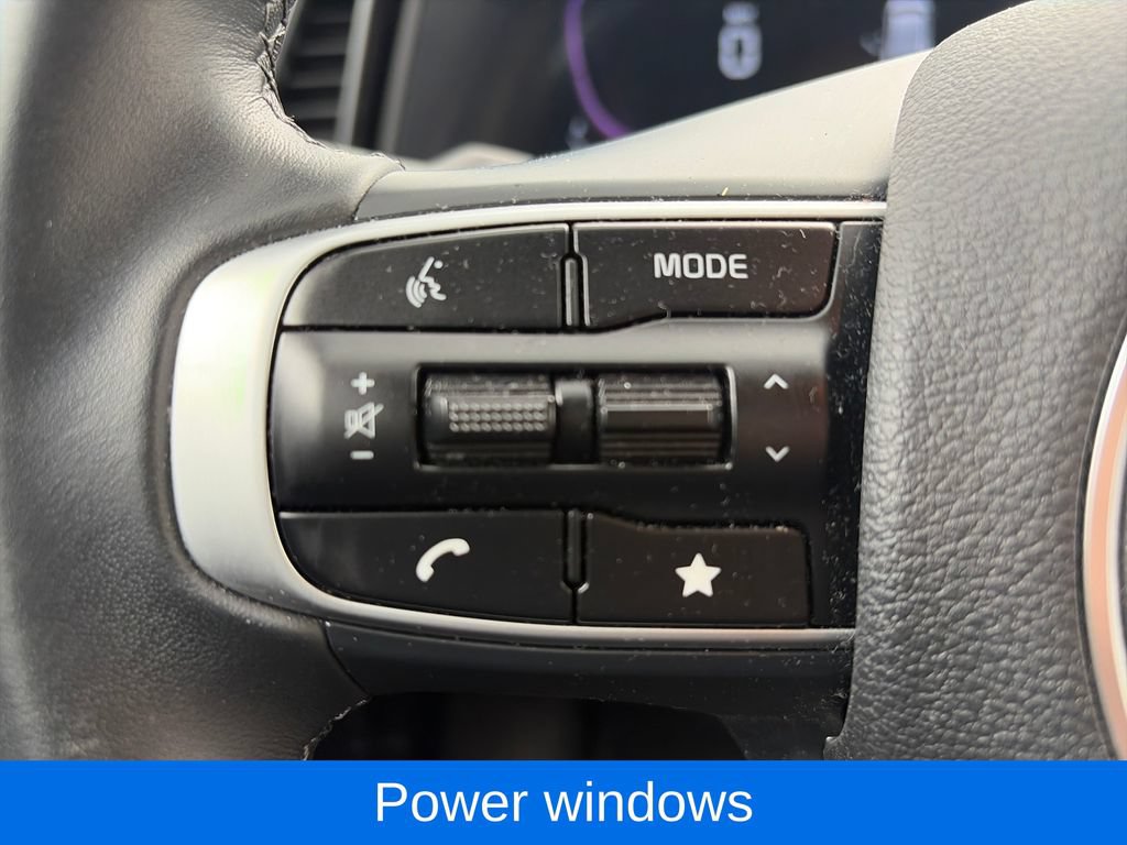 Used 2024 Kia Sportage EX AWD/4WD image 14