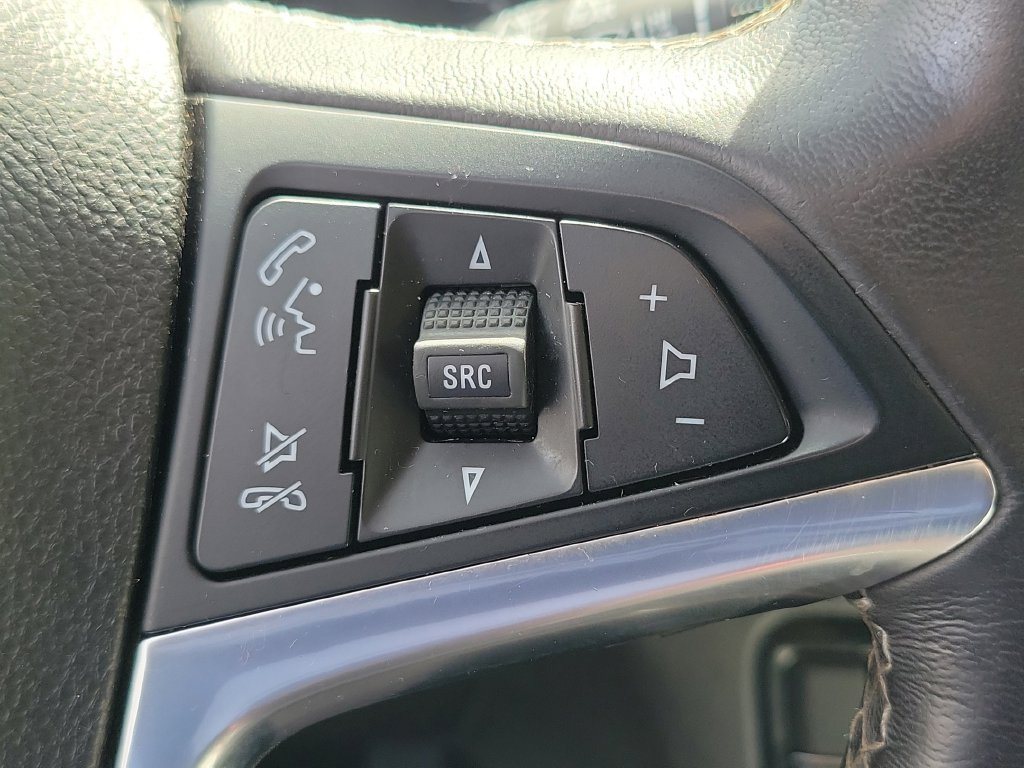 Used 2019 Buick Encore Sport Touring AWD/4WD image 25