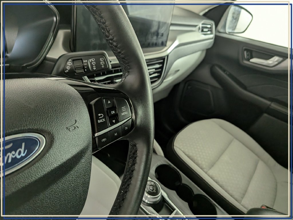 Used 2023 Ford Escape Active w/ Tech Pack #2 AWD/4WD image 22