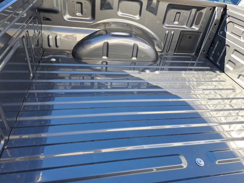 New 2025 Ford F150 Lariat w/ Equipment Group 501A Mid image 14