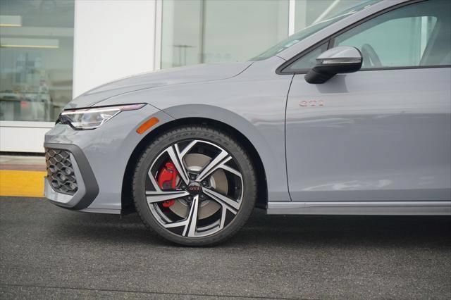 New 2026 Volkswagen GTI SE FWD image 2