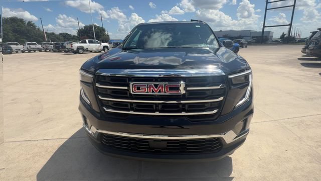 Certified 2026 GMC Acadia Elevation w/ Elevation Premium Package FWD image 3