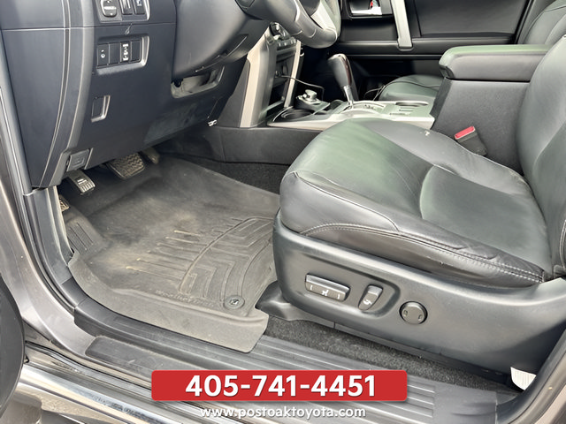 Used 2021 Toyota 4Runner Limited AWD/4WD image 25
