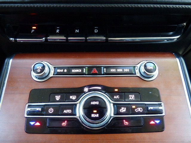 Used 2022 Lincoln Aviator Reserve image 17