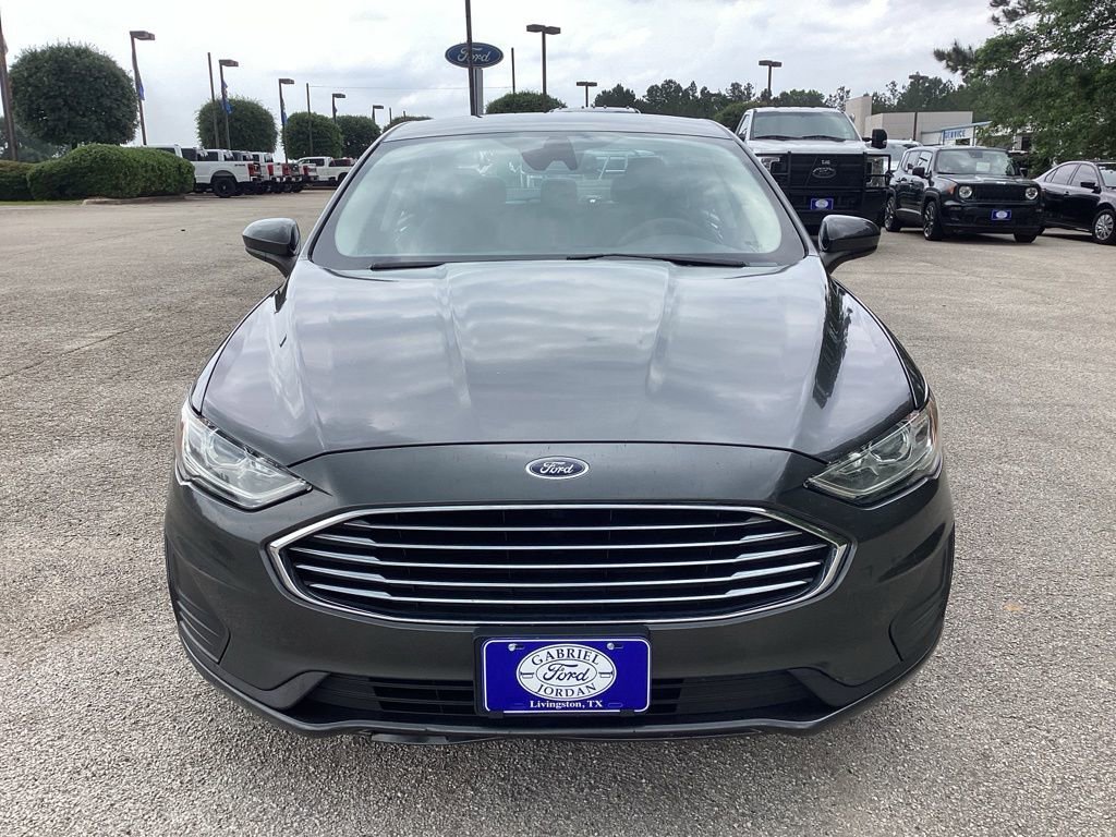 Used 2020 Ford Fusion SE FWD image 2