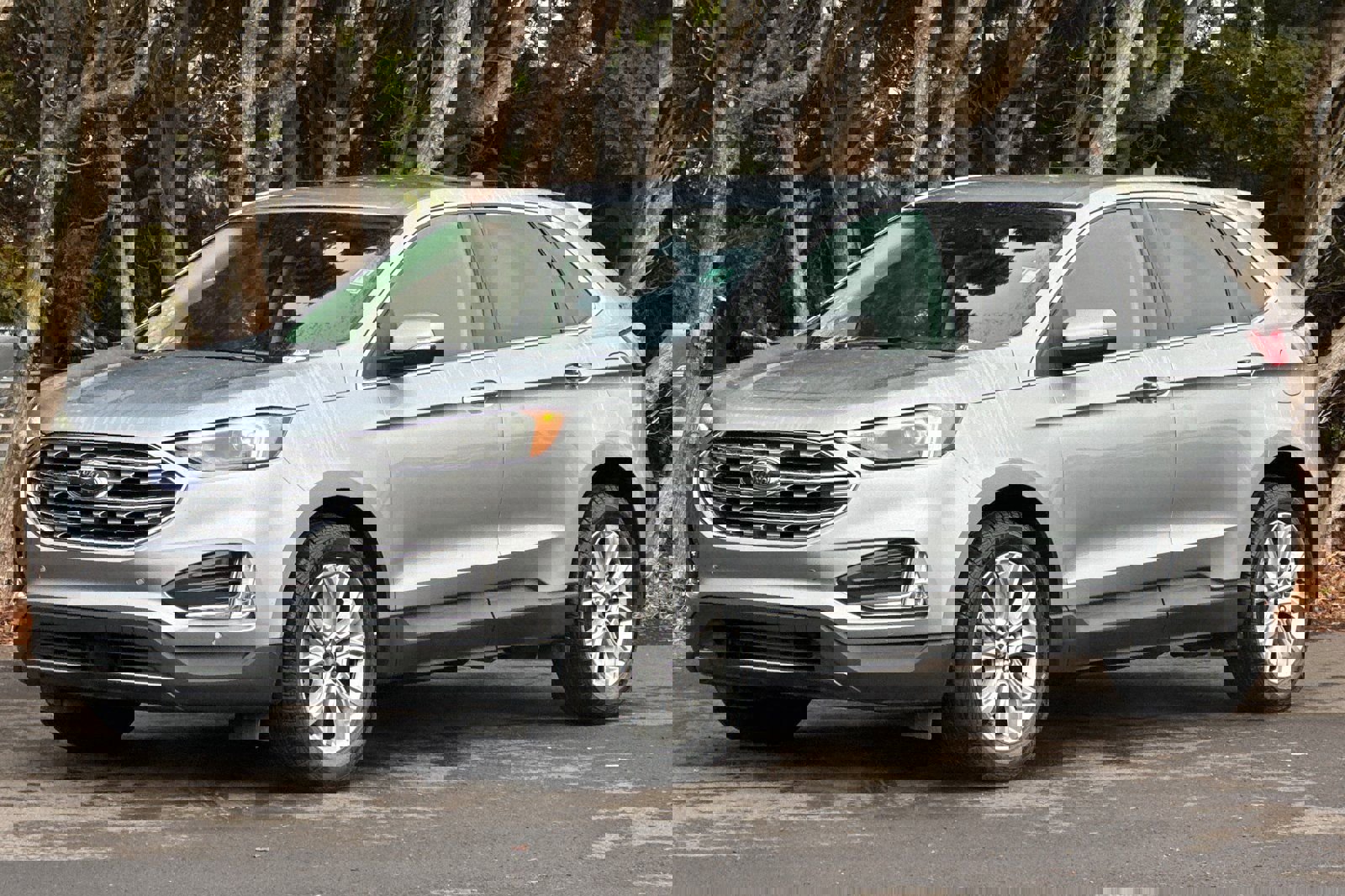 Used 2024 Ford Edge Titanium image 8