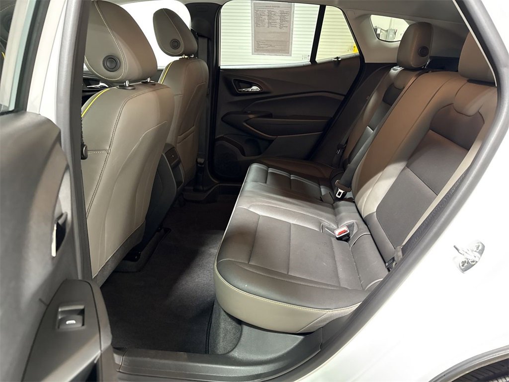 Certified 2026 Chevrolet Trax ACTIV w/ Sunroof Package image 23