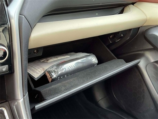 Used 2022 Subaru Ascent Limited w/ Popular Package #2A image 30