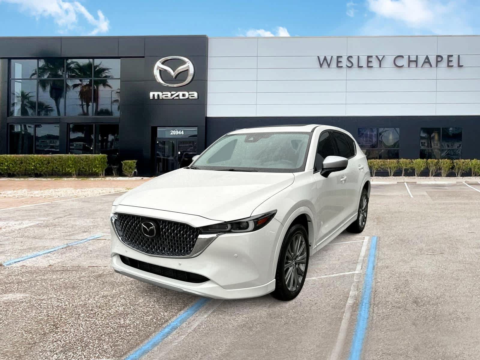 Used 2024 MAZDA CX-5 Signature AWD/4WD image 1