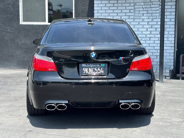 Used 2009 BMW M5 RWD image 14