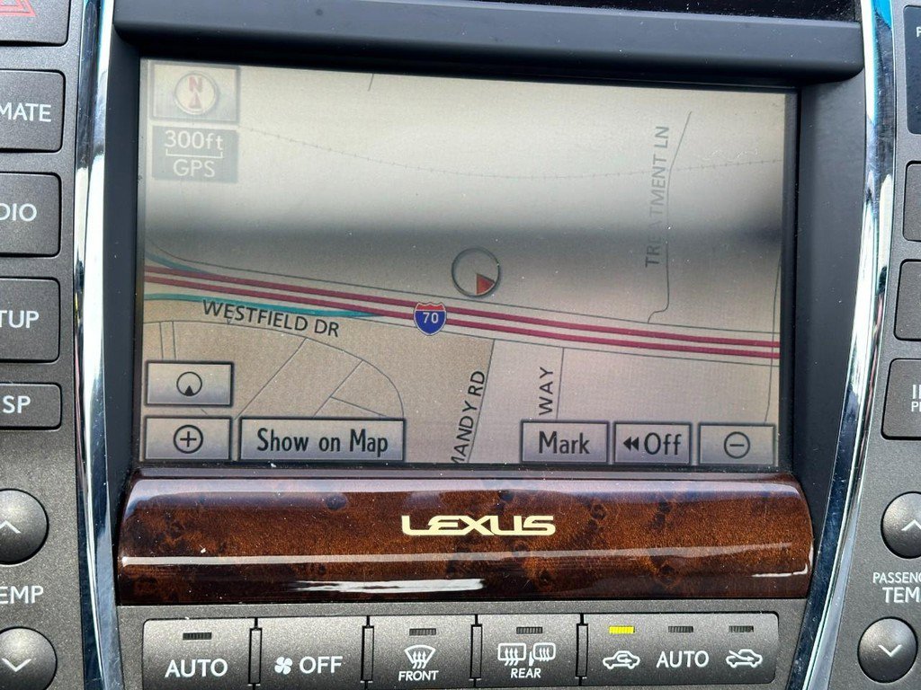 Used 2011 Lexus ES 350 image 21