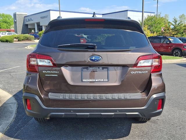 Used 2019 Subaru Outback 2.5i Touring w/ Popular Package #3A AWD/4WD image 5