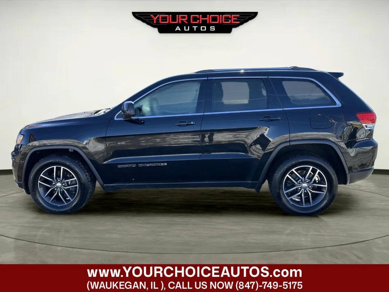 Used 2018 Jeep Grand Cherokee Laredo RWD image 2