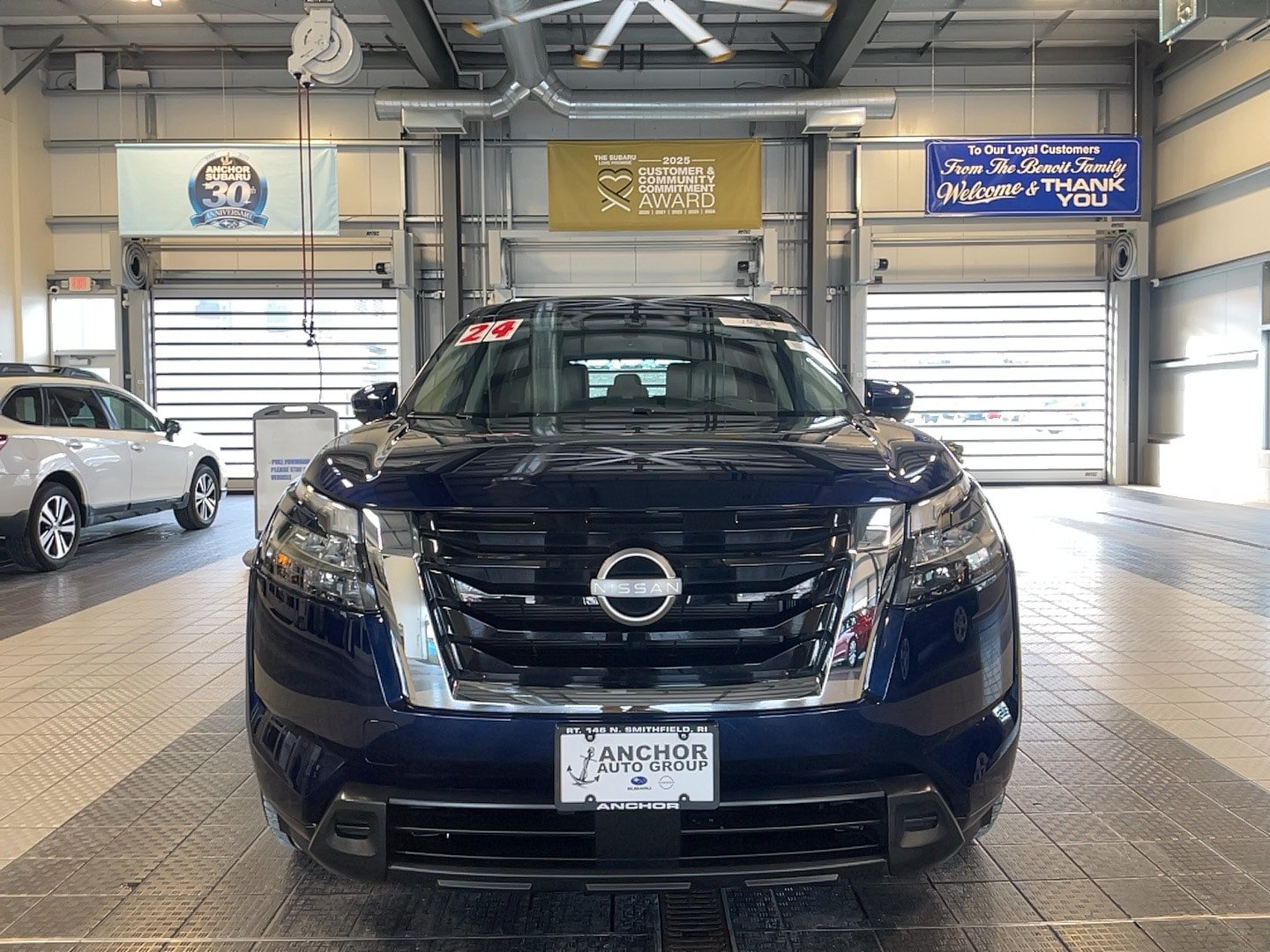 Used 2024 Nissan Pathfinder SV w/ Cargo Package AWD/4WD image 2