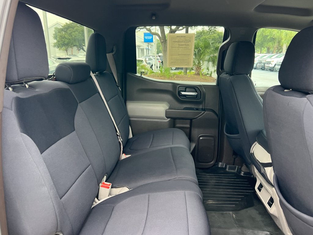 Used 2019 Chevrolet Silverado 1500 LT AWD/4WD image 16